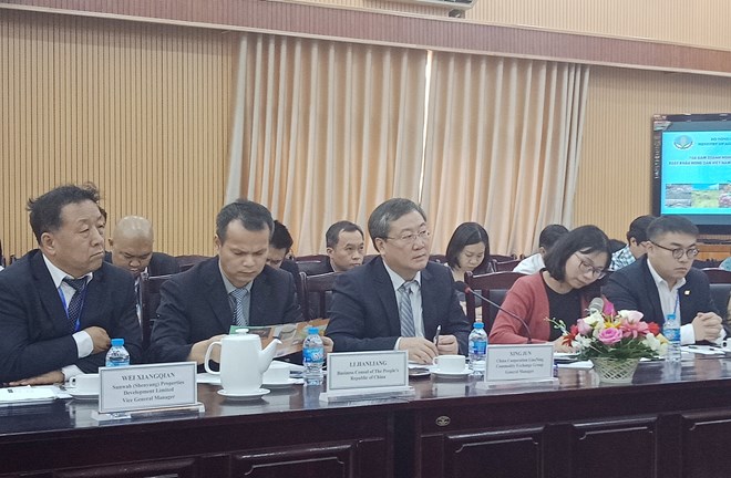 中方代表團(tuán)。圖自越通社